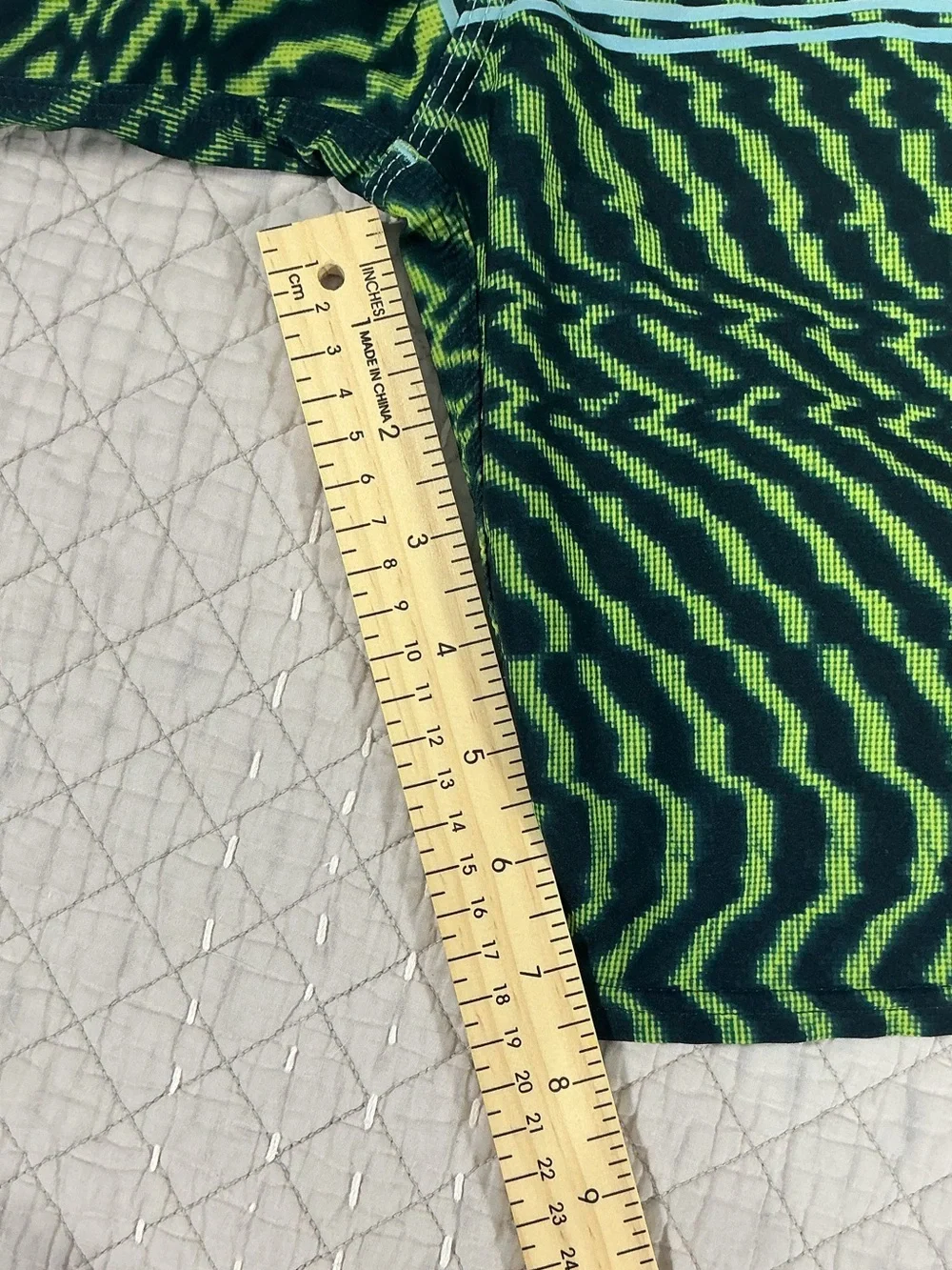 O'Neill Boys Hyperfreak Performance Boardshorts Size 24